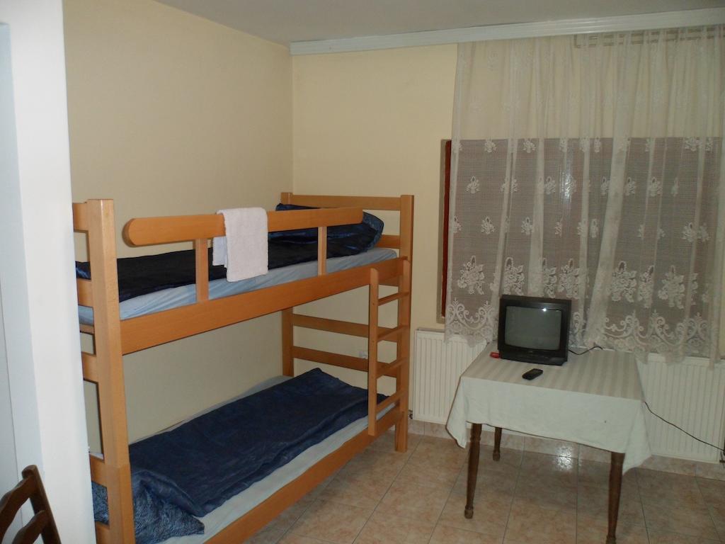 Hostel Olimpik Negotin Værelse billede